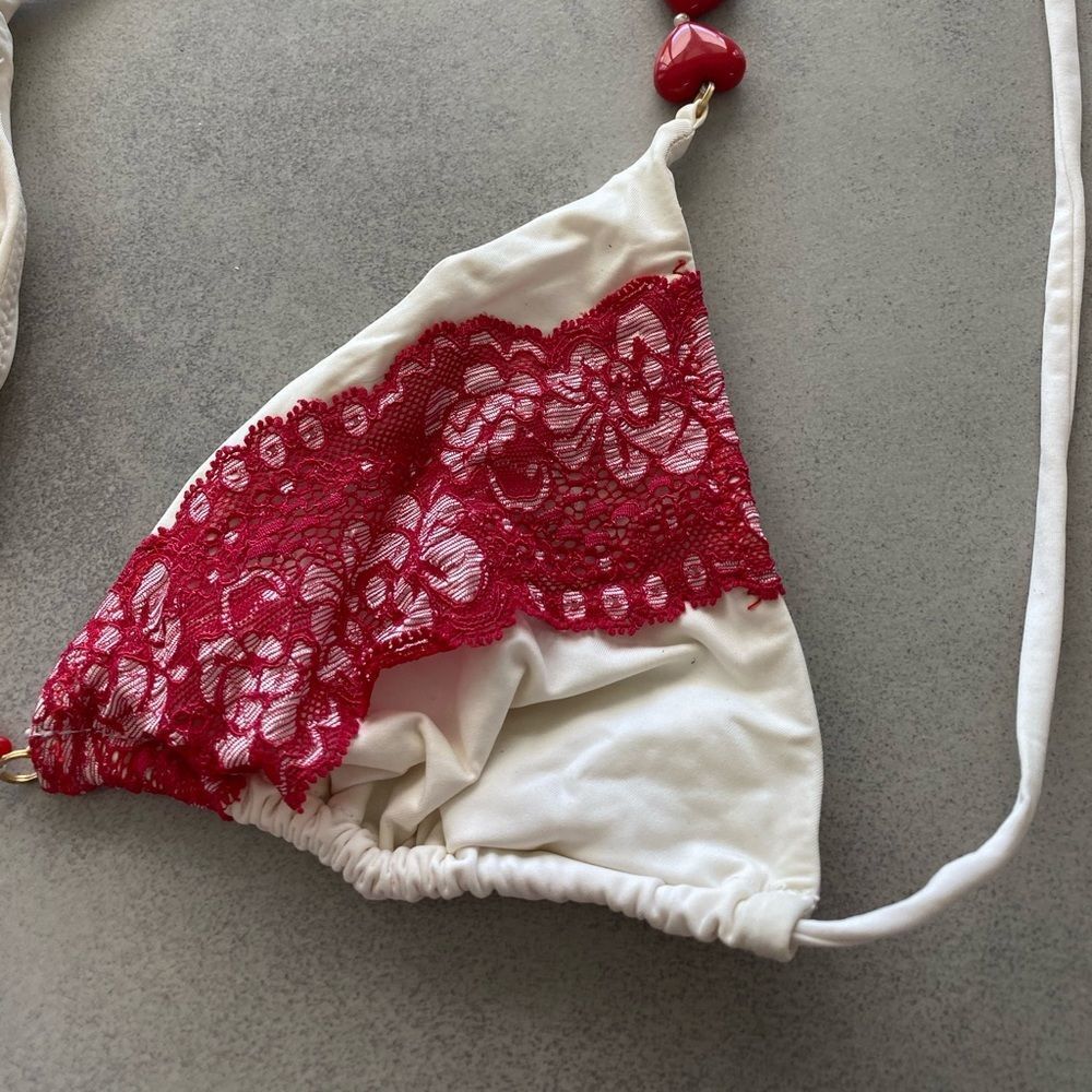 Beach Bunny Hearts Bikini Top - Picture 7 of 8